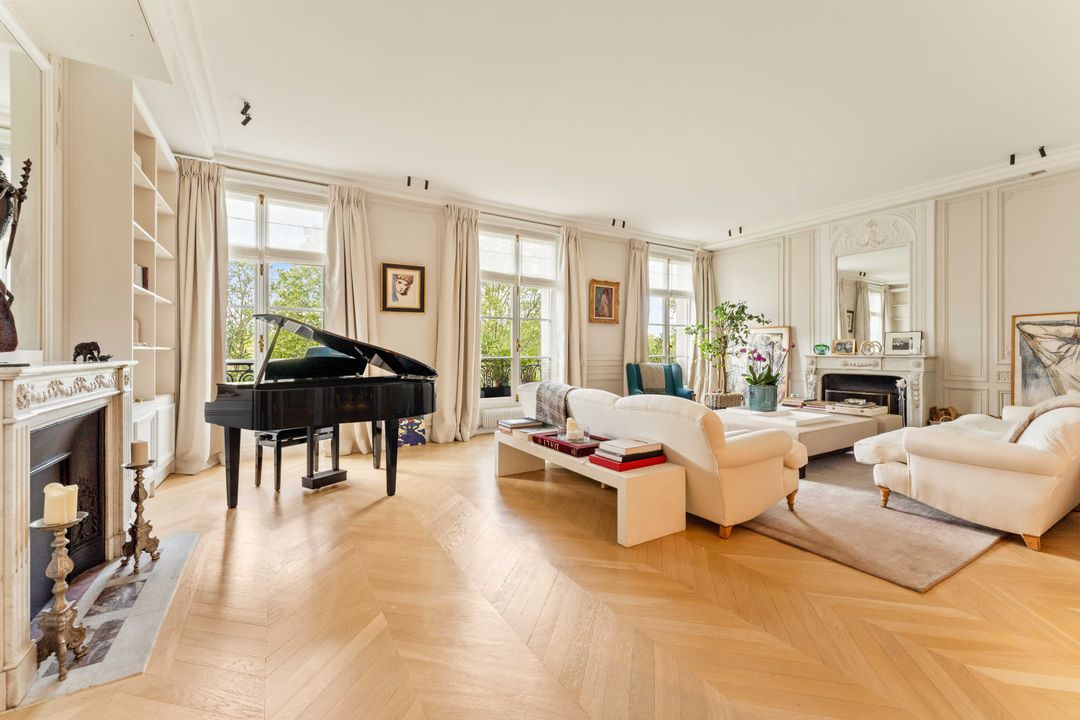 Paris - 1