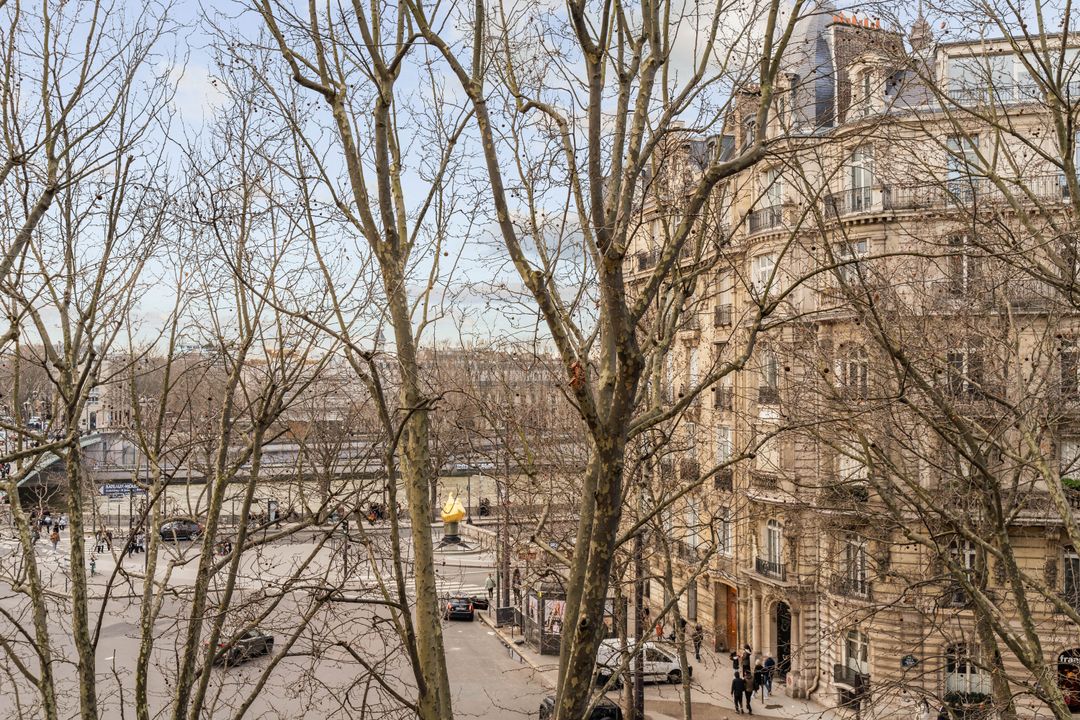 Paris - 11